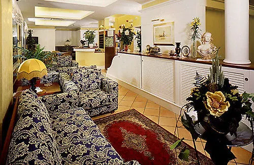 Hotel Tulipe Nazionale リッチョーネ