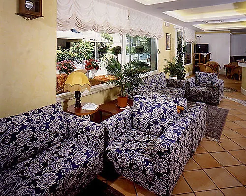 Hotel Tulipe Nazionale リッチョーネ